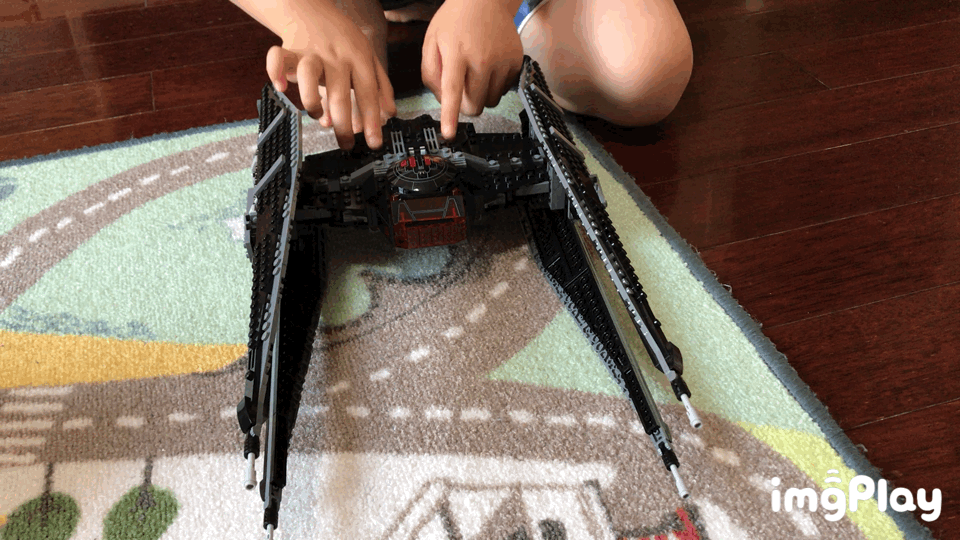 乐高这个大坑 篇五十二：LEGO 75179 凯洛伦的钛战机 