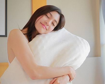 【好物榜单】有效改善睡眠 谈谈在用的乳胶枕、记忆棉枕和水枕